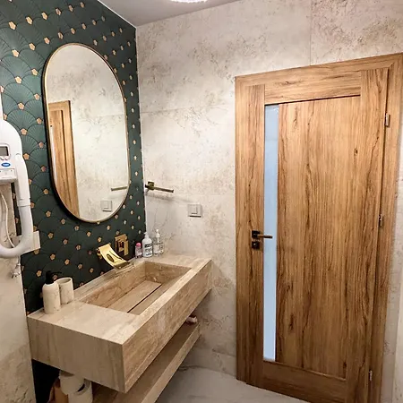 Appartement Cloud Nine Airport Residence- Free Parking, King *