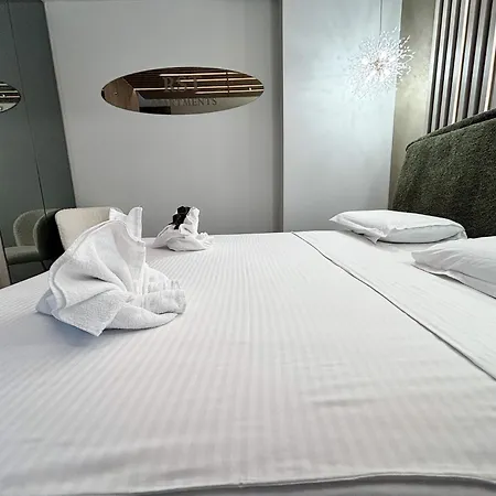 Cloud Nine Airport Apartman