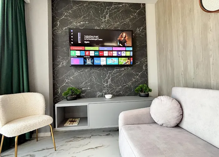 Cloud Nine Airport Apartman