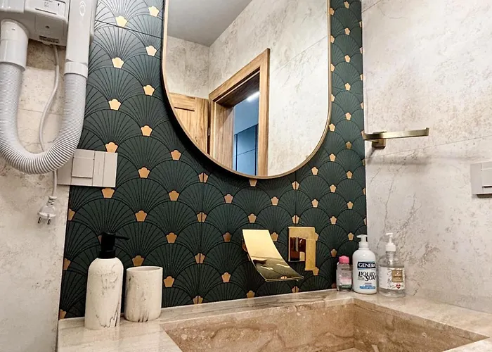 Cloud Nine Airport *