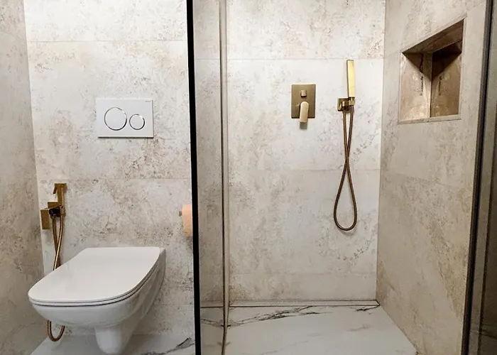 Cloud Nine Airport *